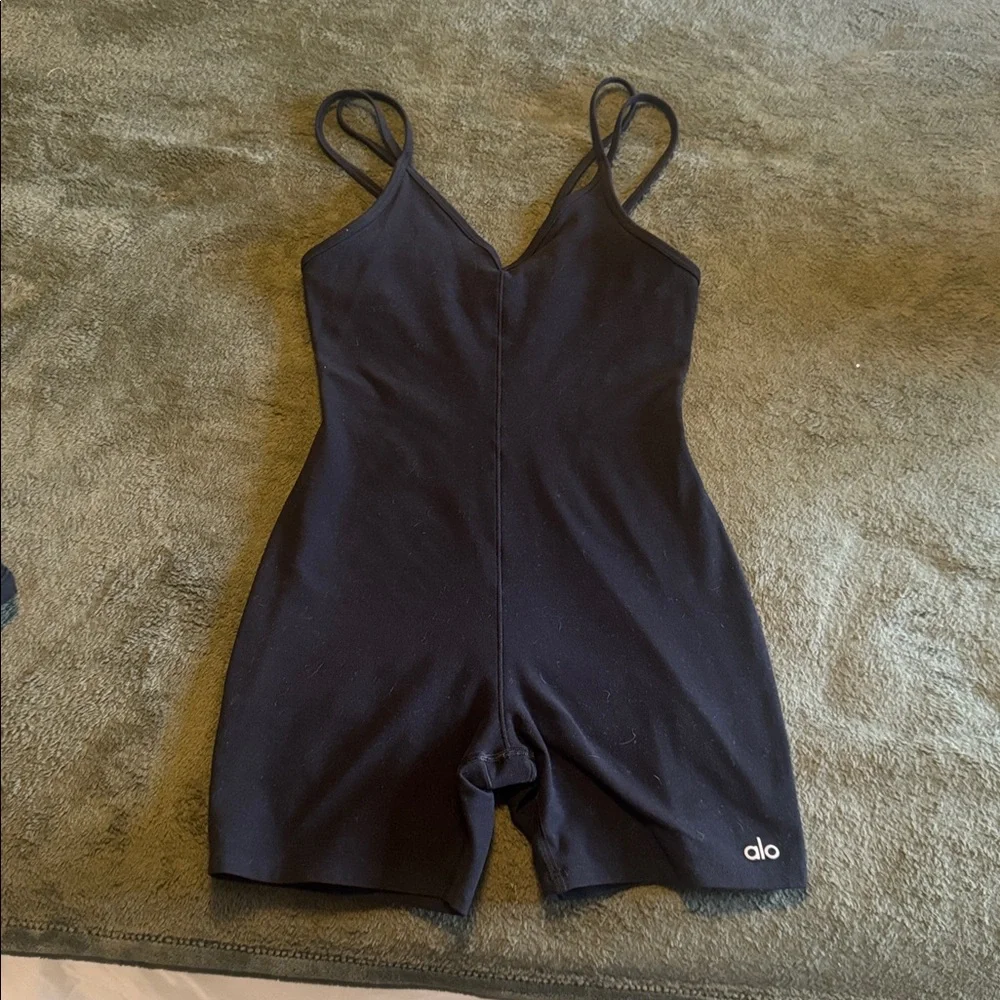 ALO Yoga Black Fitted Romper Jumpsuit